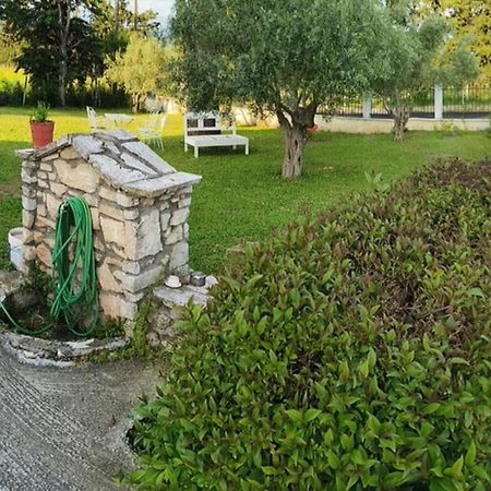 Villa Πετρινη Κατοικια Στην Φυση à Tagarades Extérieur photo